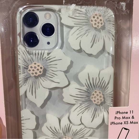 Kate spade iPhone 11 Pro Max & iPhone XS Max Case - Picture 4 of 4